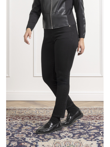 PANT. FIT. PUSH-UP