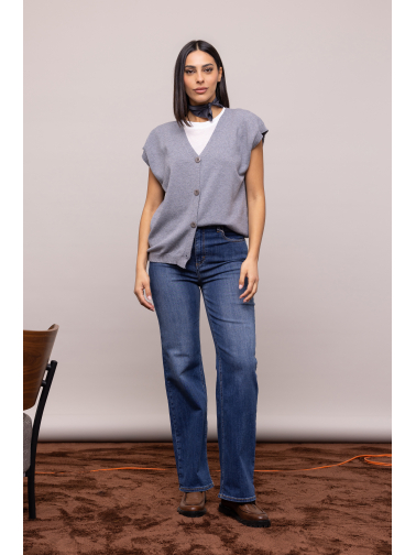 JEANS FIT. WIDE LEG